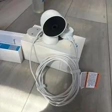 Google Nest Cam (Indoor, Wired)  White, 2nd Generation - Used