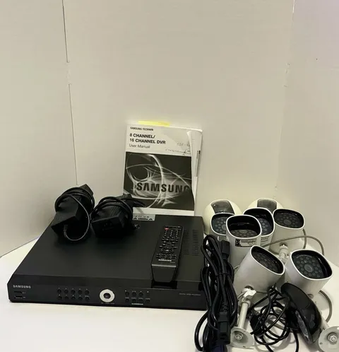 Samsung SDE-4001N DVR Security Camera System 8 Cameras Remote Mouse Cables