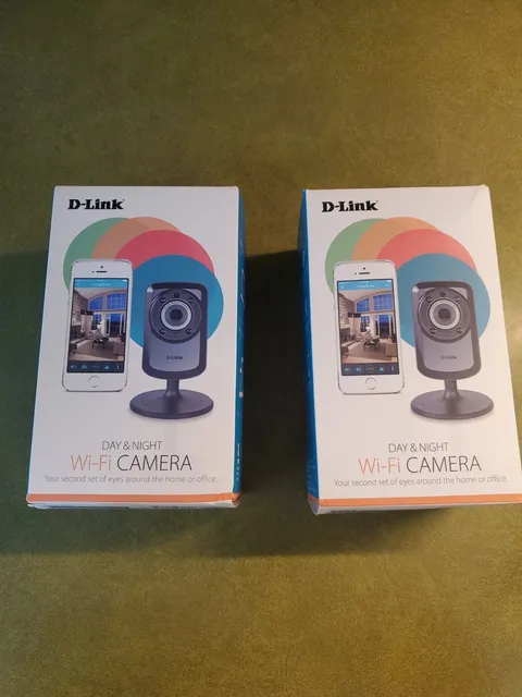 2 Cameras ~D-Link DCS-934L Day & Night WiFi Cameras  NEW Unopened -