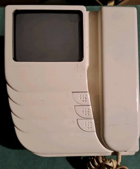 Urmet Scout 1204-D002A Giugiaro Design Video Intercom, Excellent + Bracket...