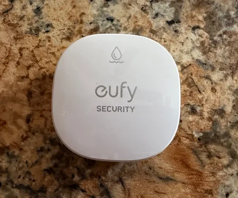 eufy Security Water and Freeze Sensor w/ Remote Alerts IP65 App Control