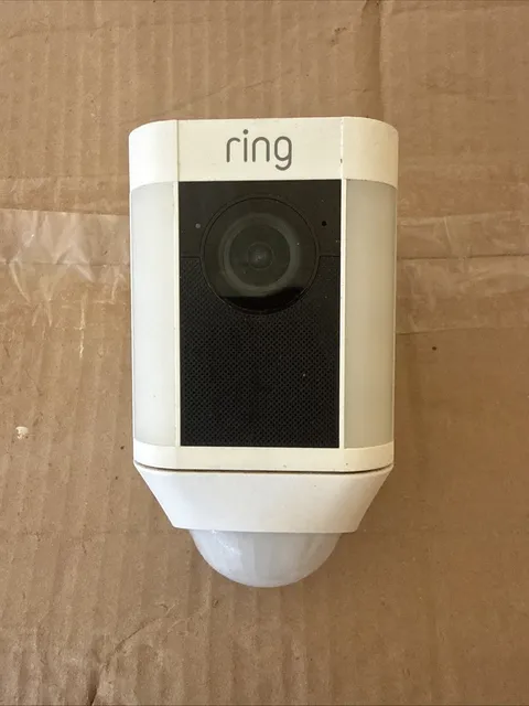 Ring 8SB1S7-WEN0 Wireless Outdoor Spotlight Security Camera - White