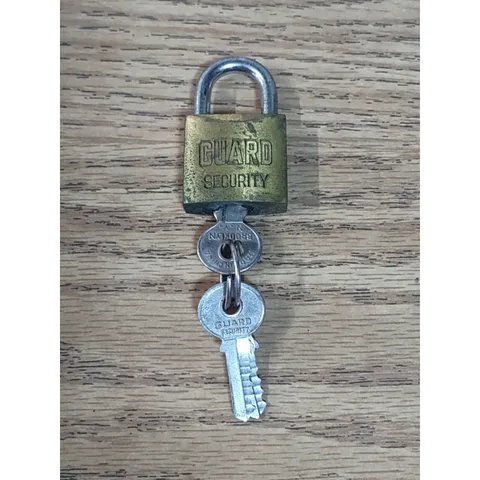Guard Security Brass Padlock with 2 Keys Hardened Shackle Vintage Style Lock