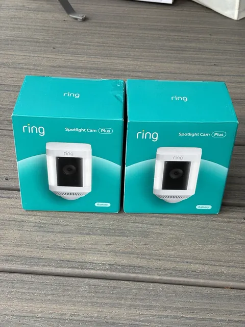 2 Pack Ring Spotlight Cam Plus (Battery) White Sealed Mounting Bracket Charger
