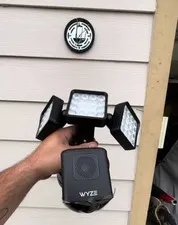 WYZE Cam Floodlight Pro 2.5K QHD Outdoor Wi-Fi Smart Security Camera - Black