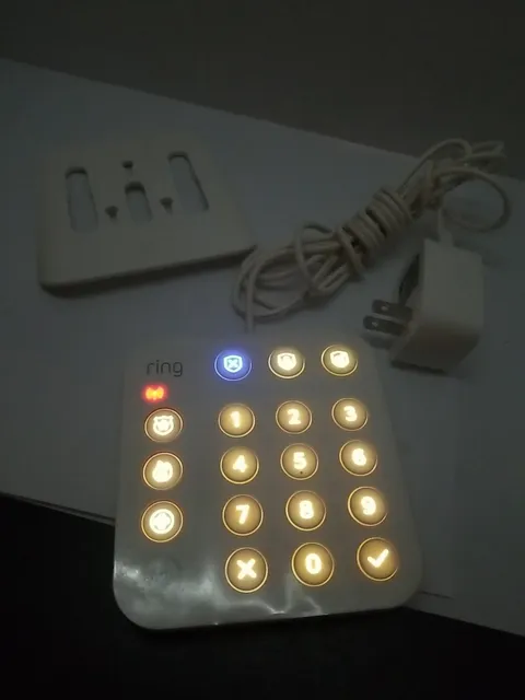 Ring Alarm Keypad (2nd Generation) White 4AK1SZ-0EN0 (also referenced as 5AT2S7)