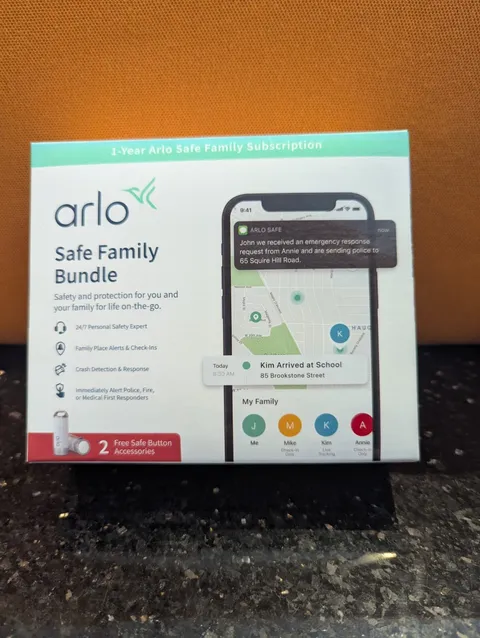Arlo Safe Family Bundle 1 Year Safe Family Plan and 2 Safe Button Accessories