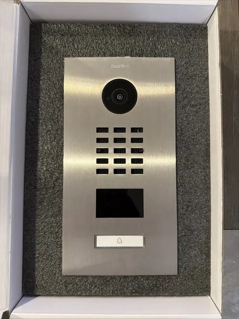 DoorBird D2101V IP Video Door Station w/ Tag Reader - Flush Mount / V2A