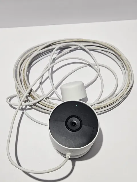 Google Nest Cam Outdoor or Indoor Battery 2nd Gen G3AL9 White With Cable