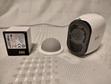 NETGEAR Arlo Pro Wire Free HD Camera VMC4030 White & Battery Powers On. Untested