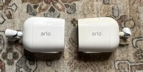 2 Arlo Essential VMC2030 Spotlight Camera