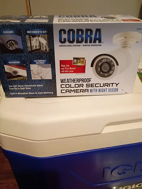 Cobra 69654 Weatherproof Color Security Camera