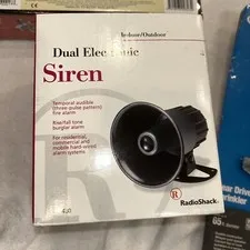 Safe House Two Sound Weatherproof Electronic Siren Vintage Radio Shack Alarm NOS