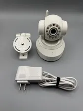 Insteon WiFi IP Indoor Camera Pan/Tilt Night Vision 2-Way Audio White 75790WH