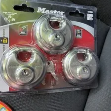 Master Lock No. 40TRI Weather Resistant Keyed Alike Shrouded Padlocks 3-Pack