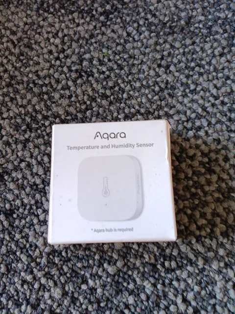 New Aqara Zigbee Temperature & Humidity Sensor White Sensor Only NIB Free Ship