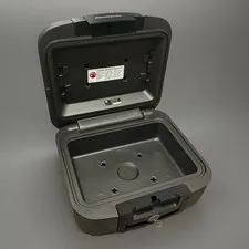 SentrySafe CHW20201 Fire and Water-Resistant Chest Safe with Key Lock