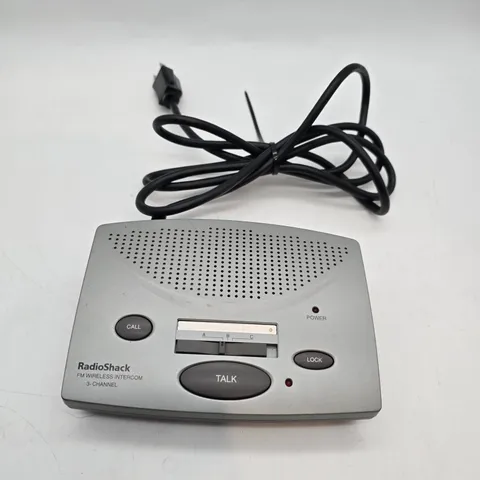 Radio Shack 43-3105 FM Wireless 3-Channel Intercom System Gray TESTED & WORKS