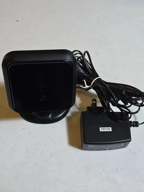ADT Wireless Network Camera Model: RC8025B-ADT w/ Power Supply