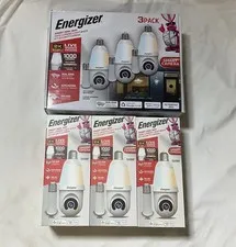 Energizer 5 GHz 2K Pan & Tilt Camera w/ multi-white 1000 Lumen Lightbulb. 3 Pack