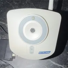 Schlage WCW100 Indoor Wireless Wi-Fi IP Color Surveillance Camera White 640x480