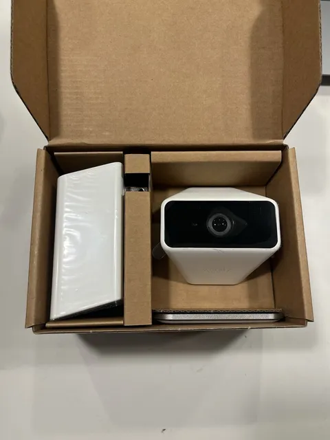 Xfinity Home Wireless Security Camera XCAM2 HD Indoor Outdoor White NIB