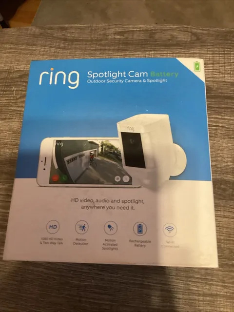 RING Spotlight Cam Battery Outdoor Security Camera & Spotlight 