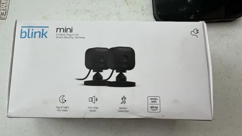 New Blink Mini Indoor Plug-In HD Smart Security Cameras - 2-Pack Black