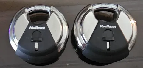 2 pack KWIKSET Keyed Discus Padlock Boron Carbide shackle 2 3/4"
