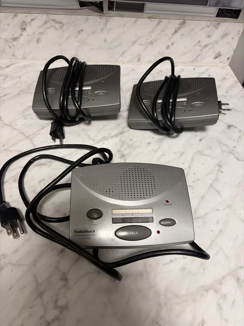 Radio Shack 43-3105 Advance 3-Station 3-Ch FM Wireless Intercom System  Lot 3