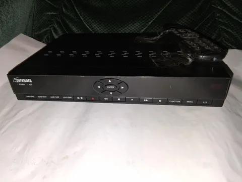 Defender SN301-8CH-X 8 Channel DVR Recorder w/ Remote 