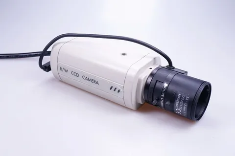 ULTRAK CCD - KC2501MP Camera + Philips CCTV CS LTC 3364/40 Lens
