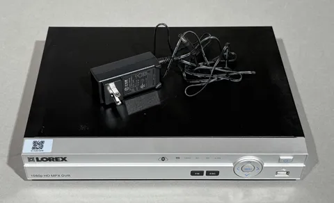 Lorex 1080p HD MPX DVR Model DV704-DFS3 - NOT WORKING, FOR PARTS OR REPAIR