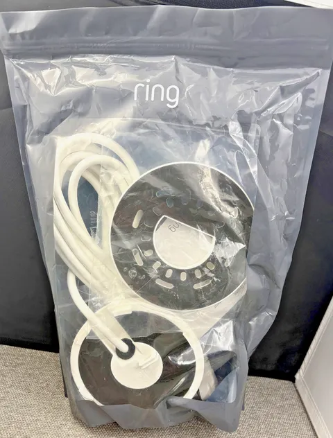 Ring Plug-In Mount for Floodlight Cam Wired Pro & Plus - New in Package