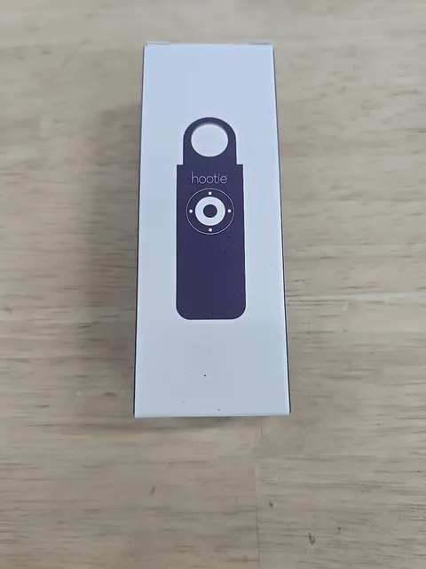 Hootie Personal Keychain Alarm for Protection of Women Kids Siren Light Navy New