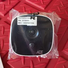 ADT OC845 1080p Indoor IP/Network Security Camera Wi-Fi Wall Mount White