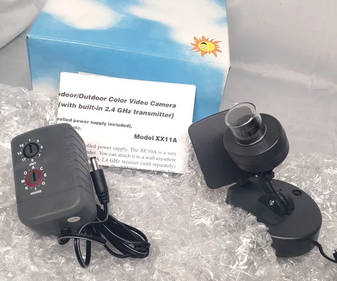 X-10 2.4GHz Anywhere Camera XX11A-C (Remote Controlled Indoor/Outdoor Color)