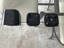Blink Outdoor 4 Camera 2k With Mount, Housing, Battery Extension Pack 