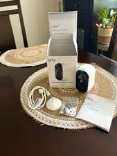 Arlo Essential Outdoor Camera (2nd Gen) 1080p Wi‑Fi Battery Color Night Vision