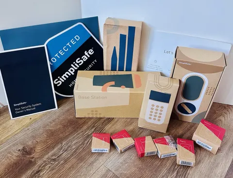 SimpliSafe Gen 3 Home Security Bundle w/ Smart Lock Base Keypad Sensors NEW⁠