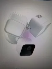 Blink Wired Floodlight Smart Security Camera, 2600 lumens, HD live View - White