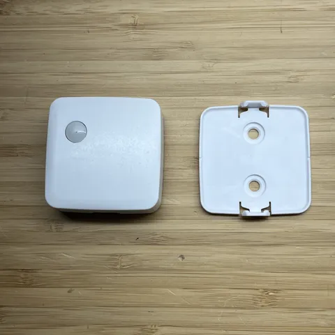 Samsung SmartThings SmartSense Motion Detector Sensor Home Surveillance