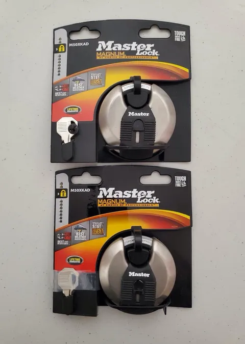 NEW 2 MASTER MAGNUM  DISCUS LOCKS M50XKAD KEYED ALIKE 4- KEYS STAINLESS STEEL