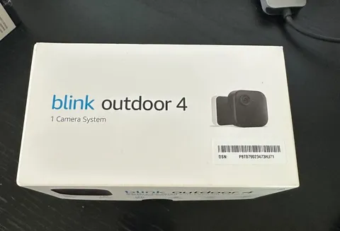 BLINK OUTDOOR 4 (4th Gen) Wire-Free Smart Security Camera System 1 Camera - NEW