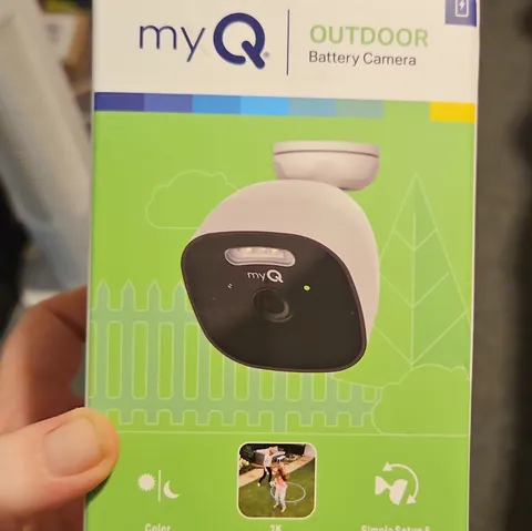 myQ 2K Outdoor Battery Camera Wireless Wi-Fi Weatherproof