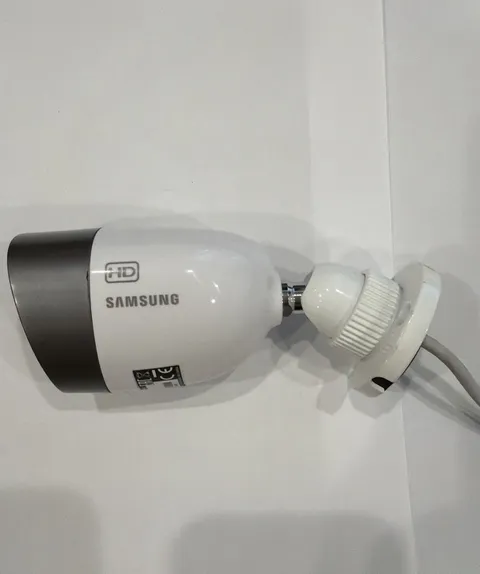SAMSUNG WISENET SDC-8440BCN Weatherproof Security Camera - 720p