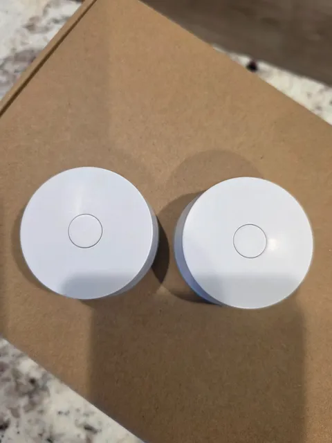 (2) SimpliSafe Home Security Water Sensor WT3 Heater Flood Sensor TWO