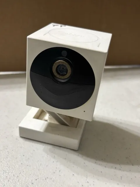 Wyze Cam Outdoor WVOD1 Wireless Security Camera Wi-Fi Weatherproof White W/stand
