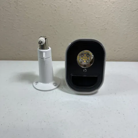 Netgear ARLO AL1101 Wireless Add-On Smart Security Light with Battery + Mount