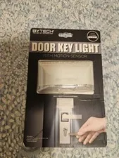BYTECH Wireless Battery-Powered Motion & Light Sensor Door Key Light, White